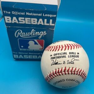 Rawlings Official National League MLB Baseball William D. White 1989-94 NEW